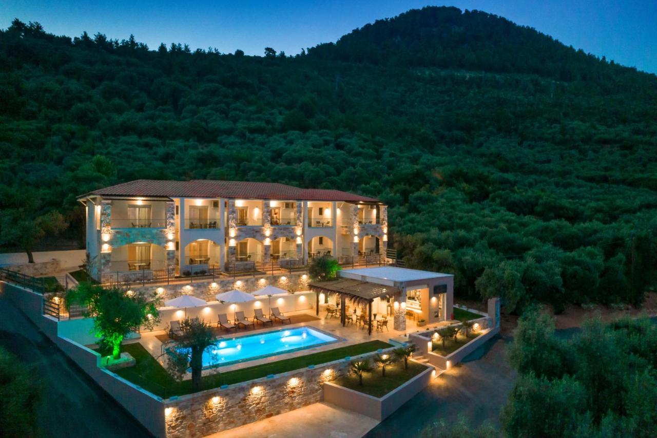 Mon Avis Boutique Hotel クリッシ・アモウディア エクステリア 写真